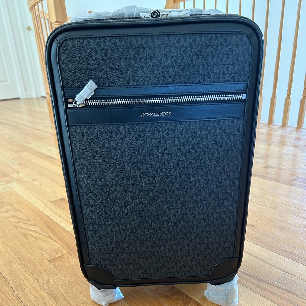 Michael kors trolley